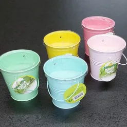 Citronellakaars in emmer metaal