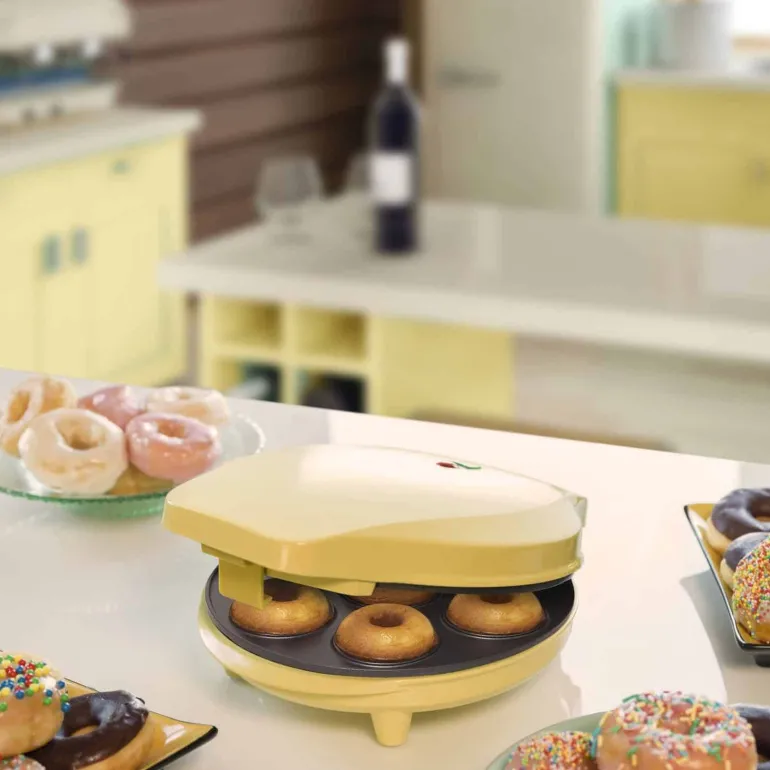 Donut Maker 6 Stuks 700W Vanille