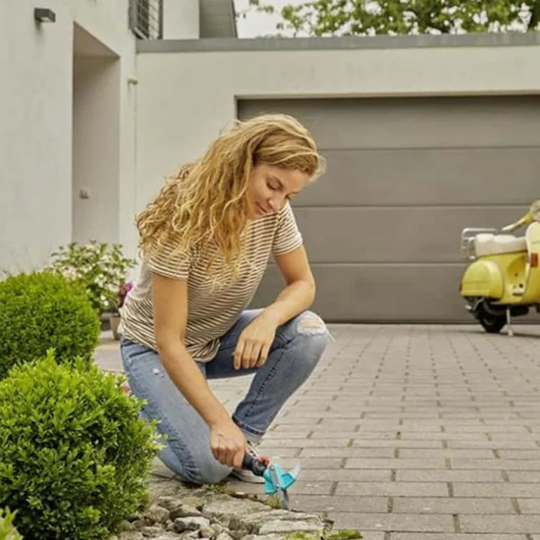 Gardena Combisysteem 2in1 voegkrabber met handvat