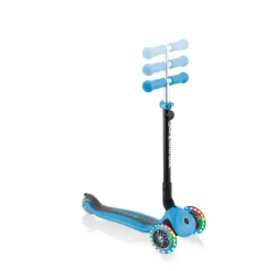 Globber Go-Up met lichten, plooibaar, pastel blauw