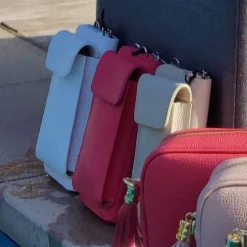 GSM-zakje en portemonee in leder